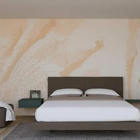 Paris Hotel