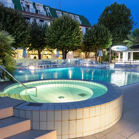 ホテル Paris 3*