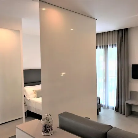 ホテル Paris
